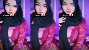 Bokep Jilbab Kebaya Merah Dihajar Sampai Mewek