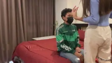 Kenalan Sama Cewek SMA Pesan Ojol Masuk Hotel Kost